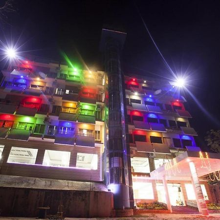 Hotel Night Heaven Bāndarban Екстериор снимка