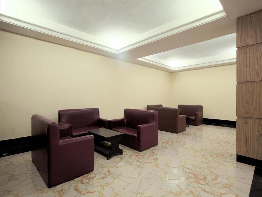 Hotel Night Heaven Bāndarban Екстериор снимка