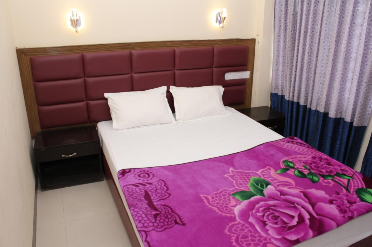 Hotel Night Heaven Bāndarban Екстериор снимка